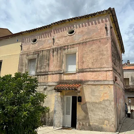 Dom wakacyjny Casa Nonna Delfina Tortolì